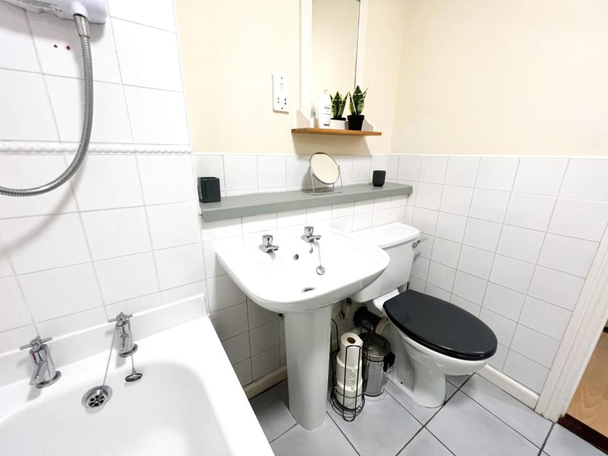 2 Bedroom - River Clyde Home - Parking Glasgow Ngoại thất bức ảnh